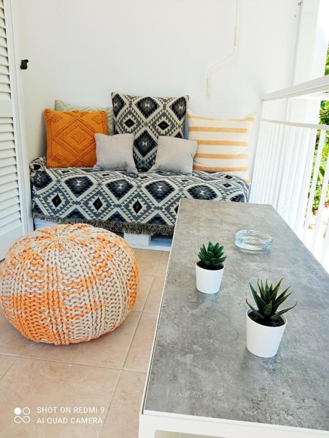 Summer Feel Suites Poros Town Luaran gambar