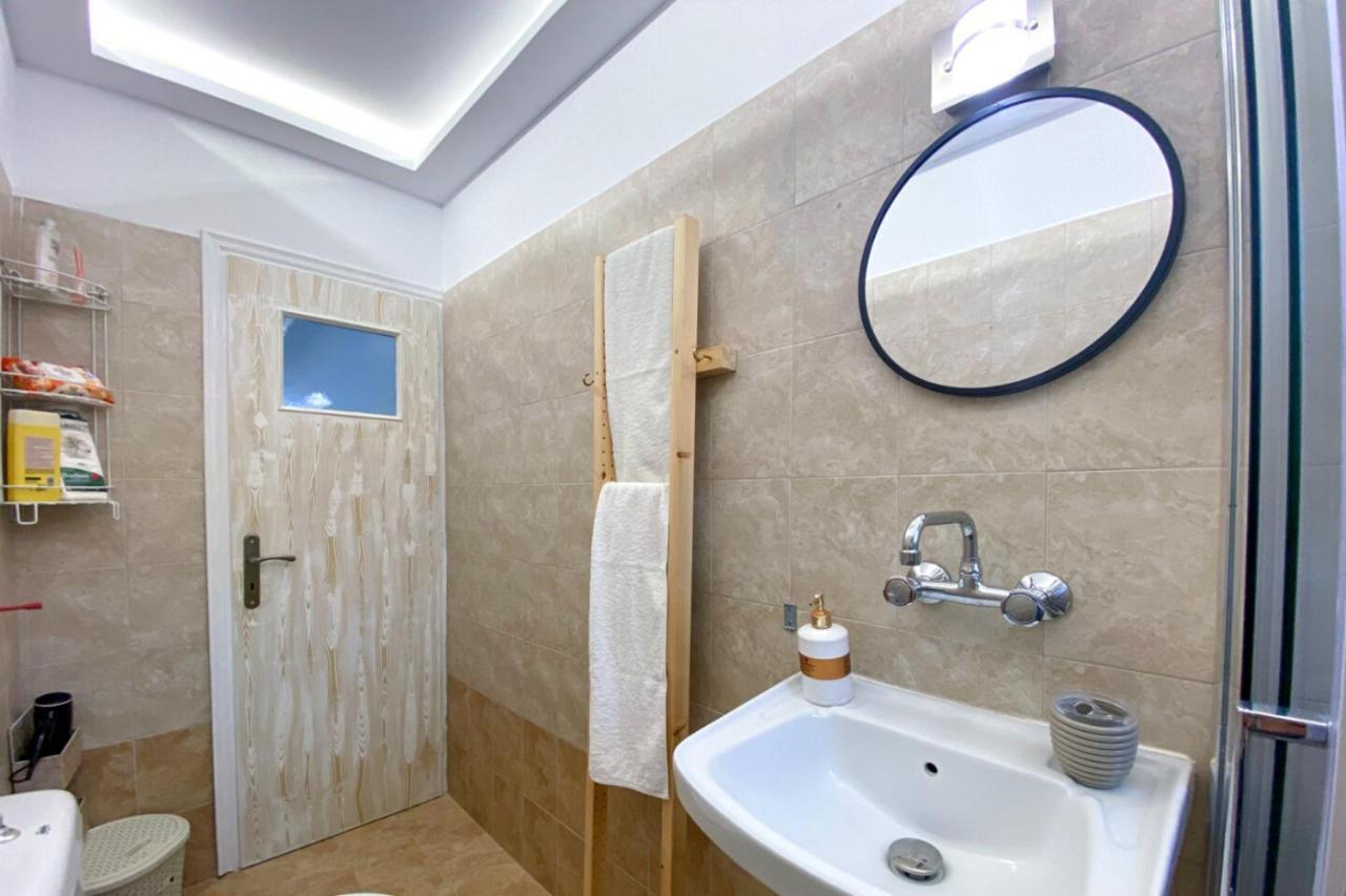 Summer Feel Suites Poros Town Luaran gambar