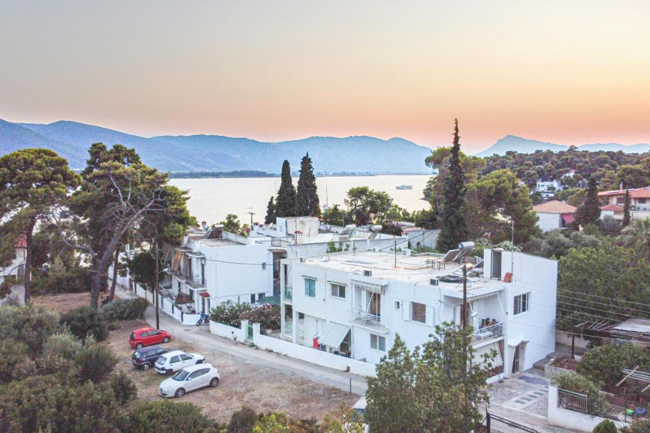 Summer Feel Suites Poros Town Luaran gambar