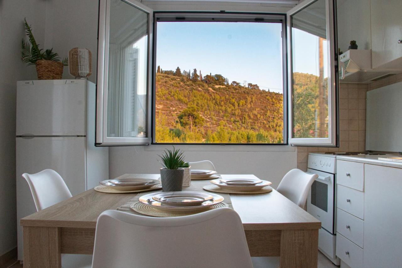 Summer Feel Suites Poros Town Luaran gambar