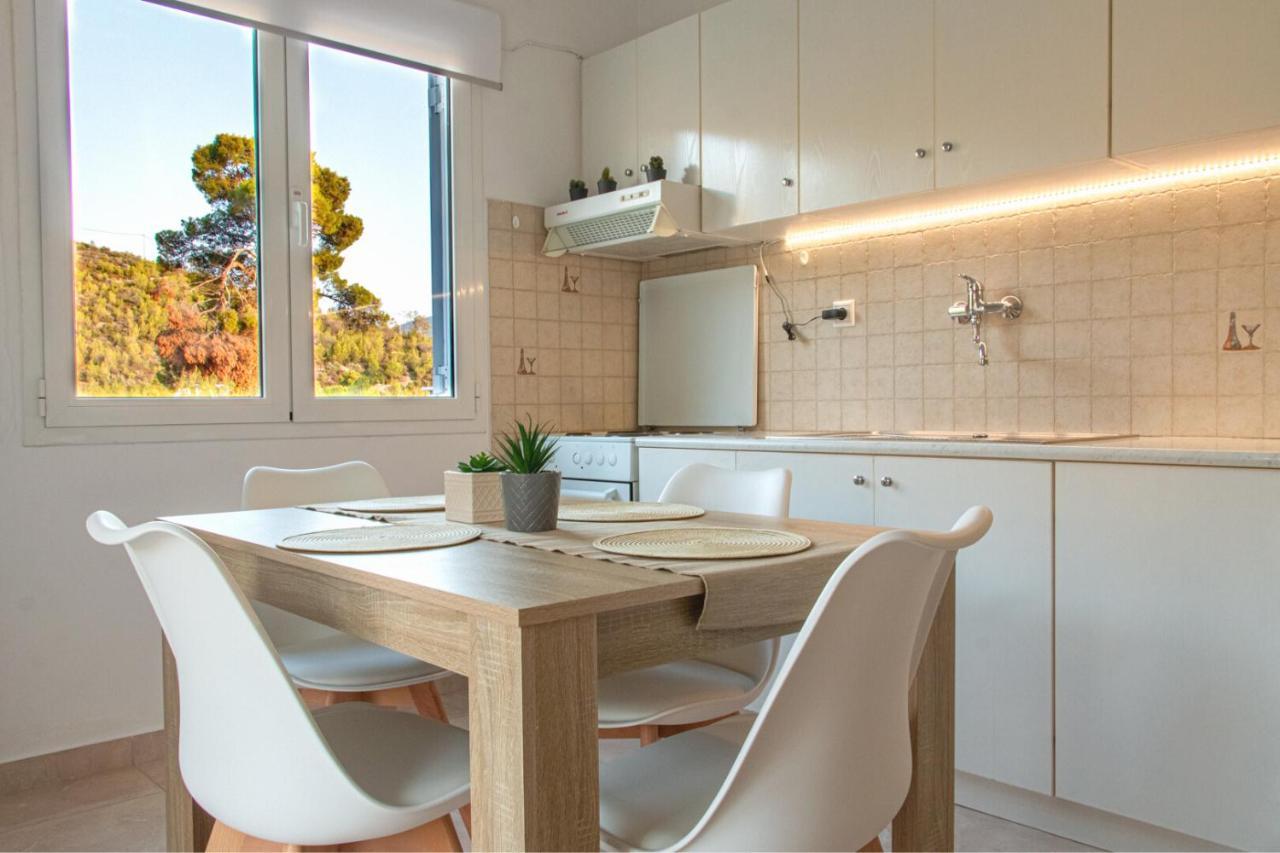 Summer Feel Suites Poros Town Luaran gambar