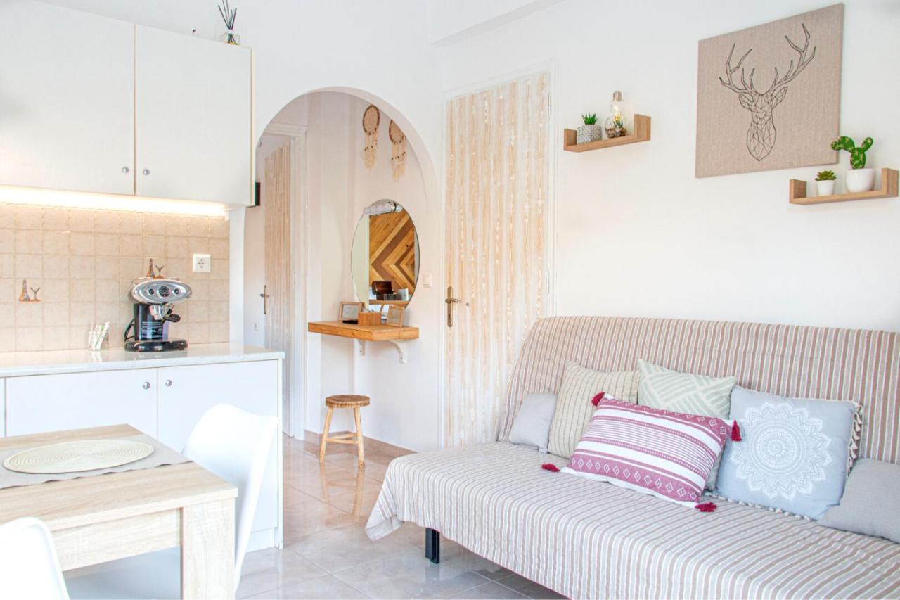Summer Feel Suites Poros Town Luaran gambar